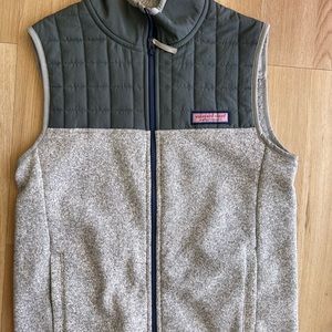Vineyard vines kids vest size L (16) like new